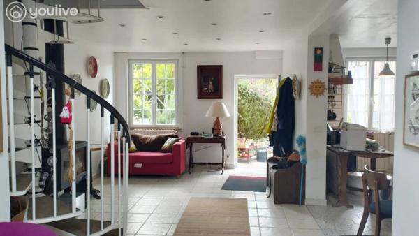 15 mn de Soissons CHARMANTE MAISON 104 m²