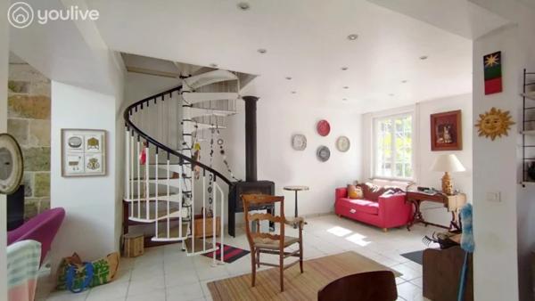 15 mn de Soissons CHARMANTE MAISON 104 m²