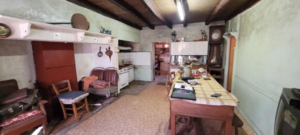 Maison à vendre |  Comiac |  5 pièces | 142 m²