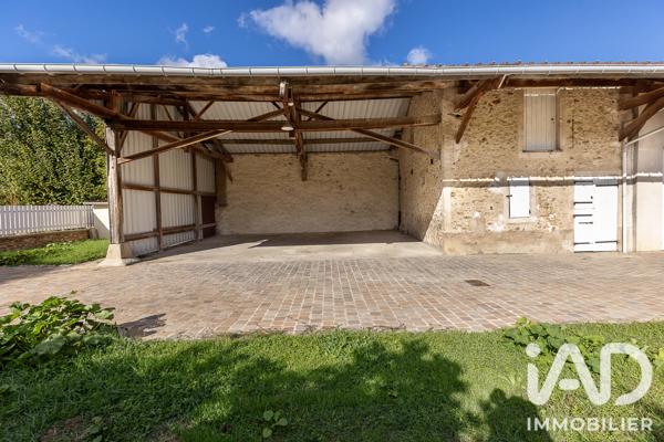 Immeuble à vendre 108 m² Marolles-en-Hurepoix