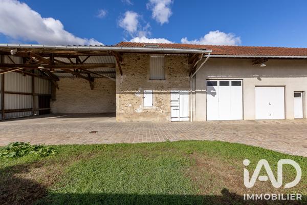 Immeuble à vendre 108 m² Marolles-en-Hurepoix