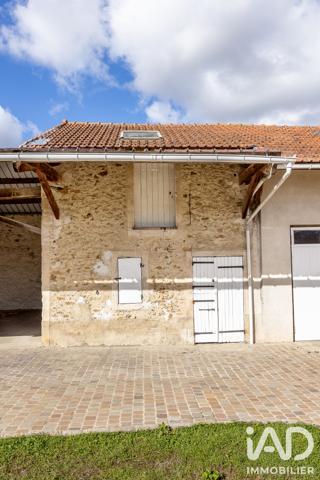 Immeuble à vendre 108 m² Marolles-en-Hurepoix