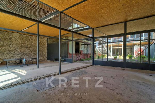 Propriété d'exception avec maison de Maître, chai et dépendances entre Nîmes et Montpellier