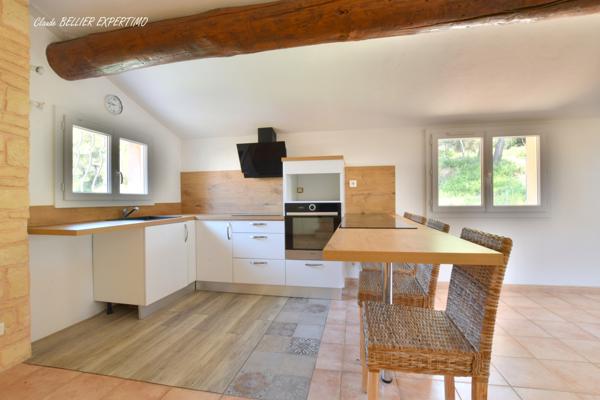 Meyreuil (13590) Maison familiale à MEYREUIL de 223 m2 constituée actuellement de 3 logements sur sa parcelle de 4000 m2