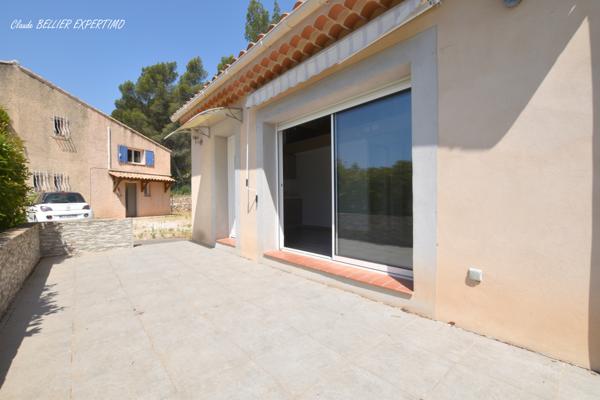 Meyreuil (13590) Maison familiale à MEYREUIL de 223 m2 constituée actuellement de 3 logements sur sa parcelle de 4000 m2