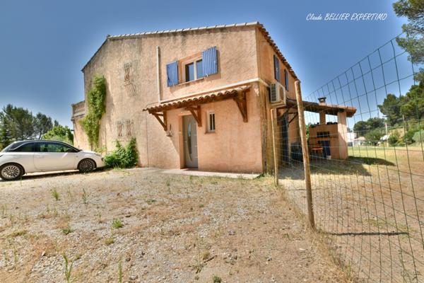 Meyreuil (13590) Maison familiale à MEYREUIL de 223 m2 constituée actuellement de 3 logements sur sa parcelle de 4000 m2