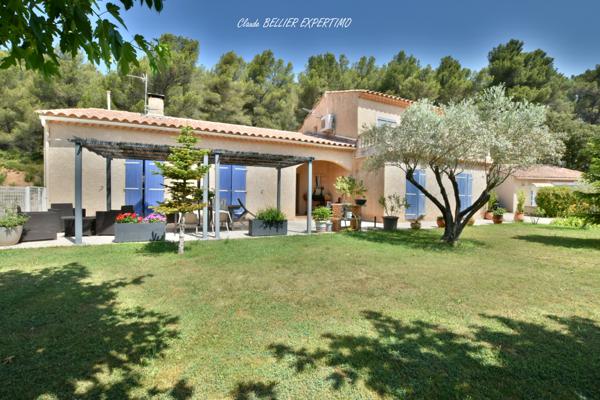 Meyreuil (13590) Maison familiale à MEYREUIL de 223 m2 constituée actuellement de 3 logements sur sa parcelle de 4000 m2