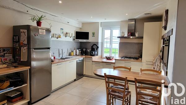 Maison à vendre 6 pièces 155 m² Beaufort-en-Anjou