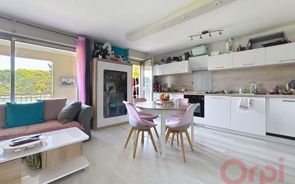 Appartement à vendre    3 pièces • 69 m2 Fréjus