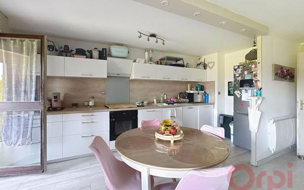 Appartement à vendre    3 pièces • 69 m2 Fréjus