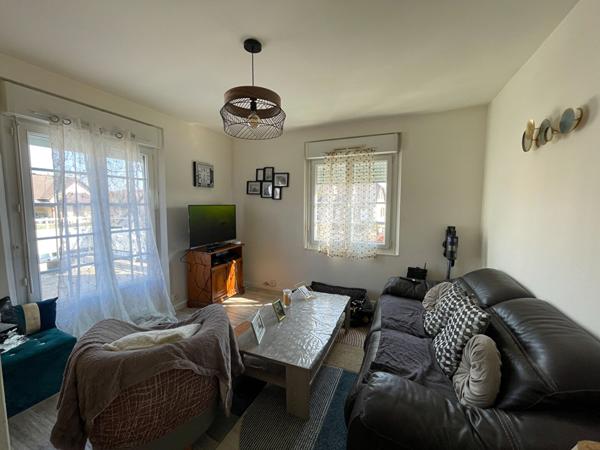 Ensemble immobilier d'environ 250 m2 à GIBERVILLE. dont 60m2 d'un studio