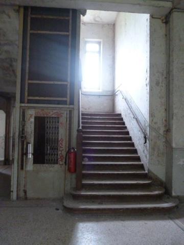 Propriete à vendre 100 pièces proche de TOURS (37)