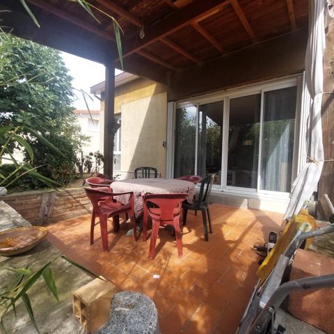 BEAUZELLE : MAISON T5 PLAIN PIED AVEC GARAGE ET JARDIN