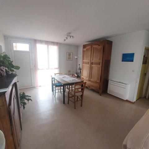 BEAUZELLE : MAISON T5 PLAIN PIED AVEC GARAGE ET JARDIN
