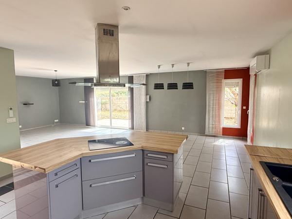 Maison contemporaine de plain-pied – Lumineuse et beaux volumes - Villasavary (11150)