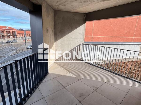 Location Appartement 9 pièces 210.3 m² - 9 RUE SERGENT RENE-MARIE RIVIERE Saint Etinne 42000