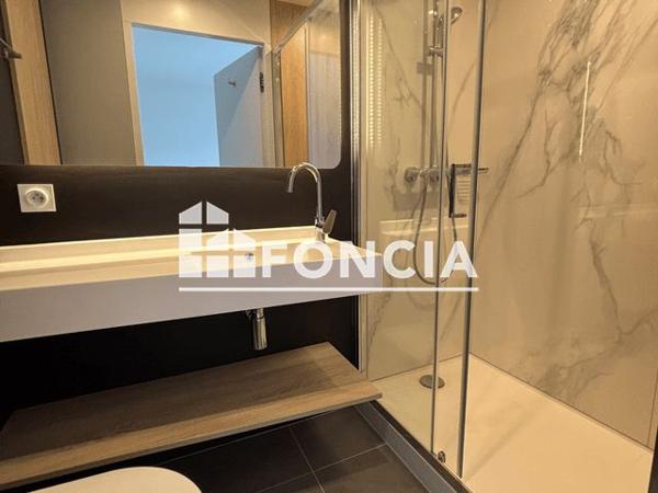 Location Appartement 9 pièces 210.3 m² - 9 RUE SERGENT RENE-MARIE RIVIERE Saint Etinne 42000