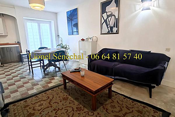 Maison en cours de rénovation de 5 pièces de 115 m2  sur une parcelle de plus de 500 m2