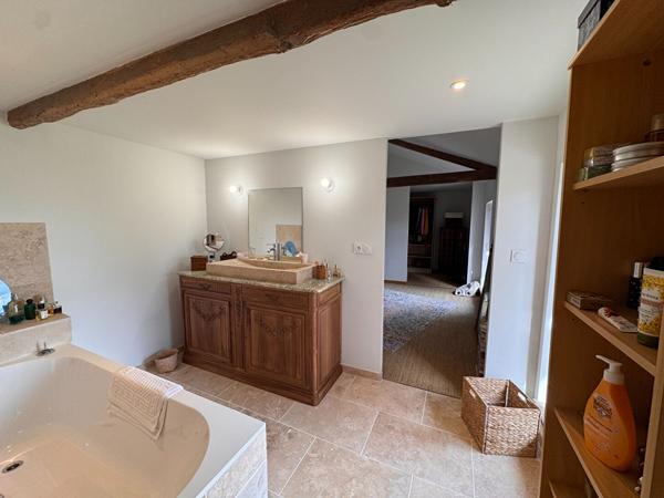 Lagrave, Maison de caractère de +/- 197 m²