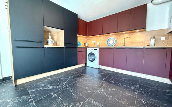 Maison à vendre    5 pièces •  Gradignan