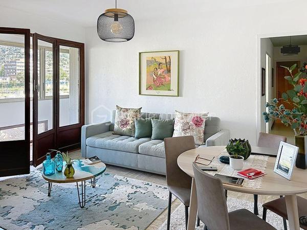 TOULON – Secteur Champ de Mars

À proximité du centre-ville et de toutes les commodités, venez découvrir ce beau T3 de 60 m² entièrement refait à neuf, situé au 3ᵉ étage avec ascenseur d’une résidence sécurisée et entretenue.

Lumineux et fonctionnel, l’appartement offre un agréable séjour prolongé par une loggia fermée et entièrement vitrée, véritable espace supplémentaire permettant de profiter de la lumière en toute saison.

Il dispose également de deux chambres, d’une cuisine indépendante semi-équipée, d’une salle d’eau rénovée avec douche à l’italienne, ainsi que de WC séparés.

Aucun travaux à prévoir : vous n’avez plus qu’à poser vos valises !

Son emplacement constitue un véritable atout : secteur Champ de Mars, à proximité des commerces, écoles, transports et avec un accès rapide au centre-ville de Toulon.

La résidence est équipée d’un ascenseur et d’un interphone. Chauffage collectif au gaz de ville.

LES POINTS FORTS :
• Appartement entièrement refait à neuf
• 60 m² loi Carrez
• Loggia fermée et vitrée
• Séjour lumineux
• 2 chambres
• Cuisine indépendante semi-équipée
• Salle d’eau avec douche à l’italienne
• WC séparés
• 3ᵉ étage avec ascenseur
• Résidence sécurisée avec interphone
• Chauffage collectif
• Secteur Champ de Mars
• Proximité commerces, écoles, transports et centre-ville

Un appartement clé en main, idéal pour une résidence principale, un premier achat ou un investissement locatif.

Prix : 149 000 € – Honoraires à la charge du vendeur
Taxe foncière : 1 550 €/an
Copropriété de 144 lots.

Pour tout renseignement complémentaire ou pour organiser une visite, contactez-moi.