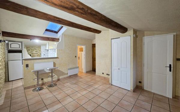 Maison à vendre    6 pièces •  Grans