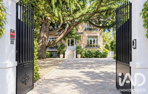 Maison à vendre 12 pièces 435 m² Le Raincy