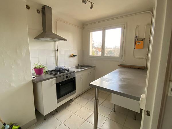 Appartement Fresnes limite Antony 3 pièce(s) 52.42 m2