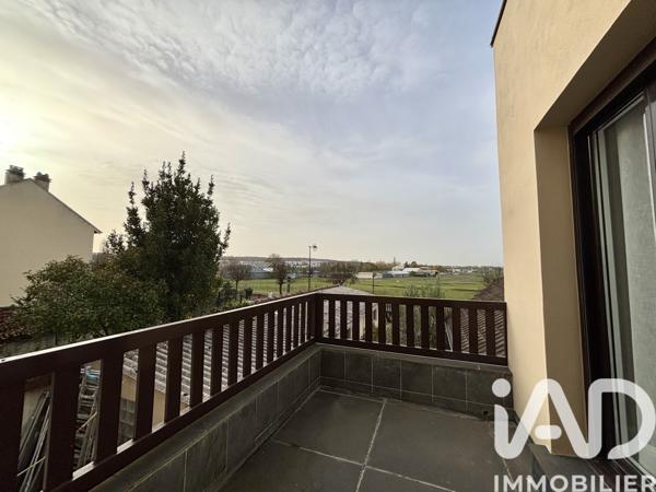 Maison à vendre 5 pièces 127 m² Saint-Cyr-l'École