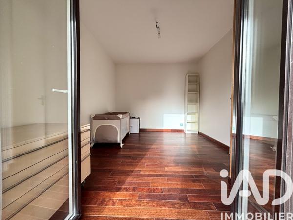 Maison à vendre 5 pièces 127 m² Saint-Cyr-l'École