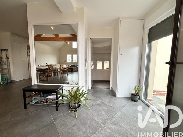 Maison à vendre 5 pièces 127 m² Saint-Cyr-l'École