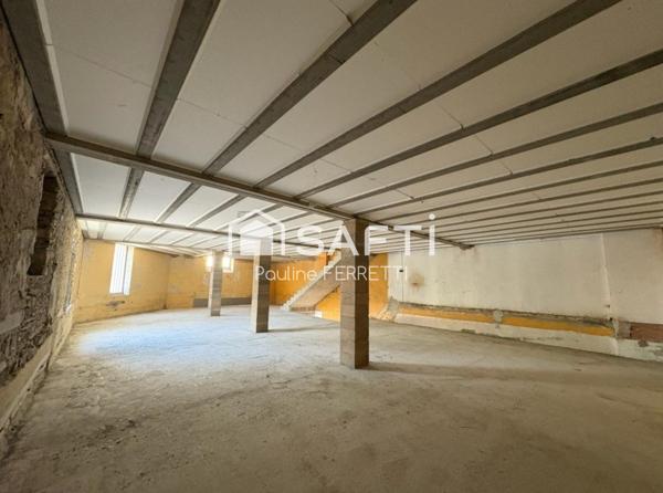 Deux lots habitations de 150m2 chacun + Grand garage de 150m2