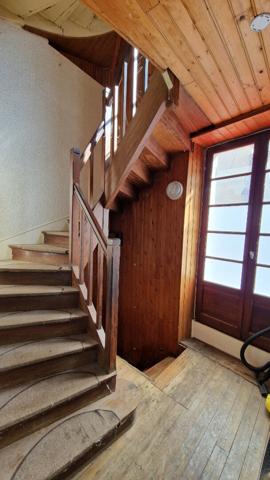 A VENDRE Commerce Bar / Pizzeria / Restaurant avec Licence IV Brantome en Perigord