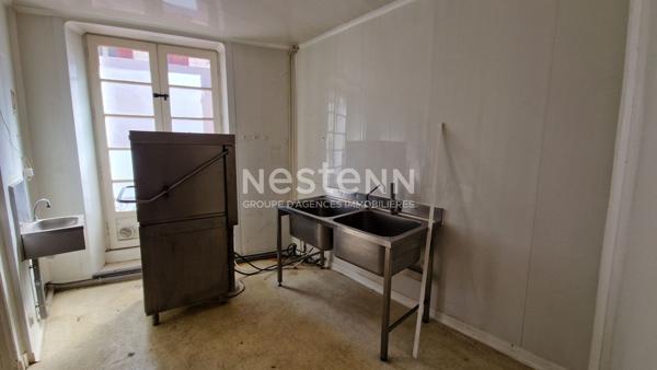 A VENDRE Commerce Bar / Pizzeria / Restaurant avec Licence IV Brantome en Perigord