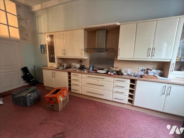 Immeuble entier de 4 lots avec garage situé au MANS - quartier REPUBLIQUE - VISITATION