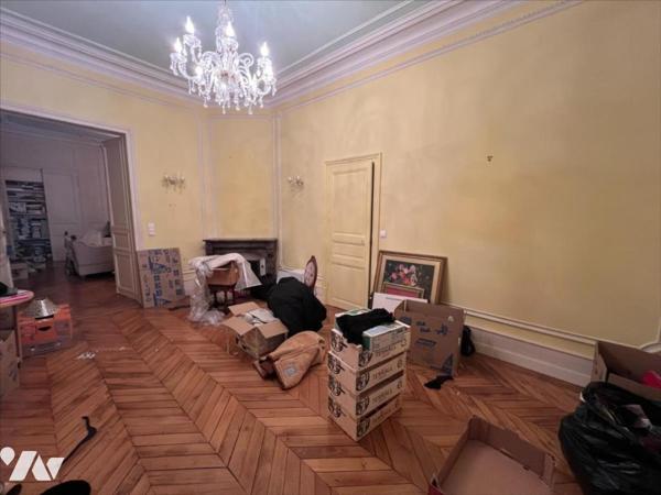 Immeuble entier de 4 lots avec garage situé au MANS - quartier REPUBLIQUE - VISITATION
