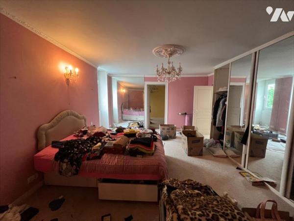 Immeuble entier de 4 lots avec garage situé au MANS - quartier REPUBLIQUE - VISITATION