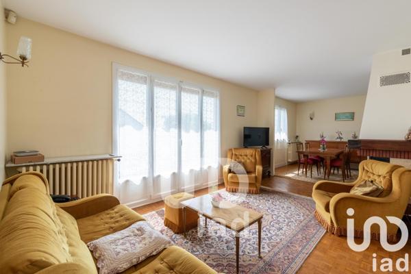 Maison 3 pièces de 55 m² à Chanteloup-les-Vignes (78570)