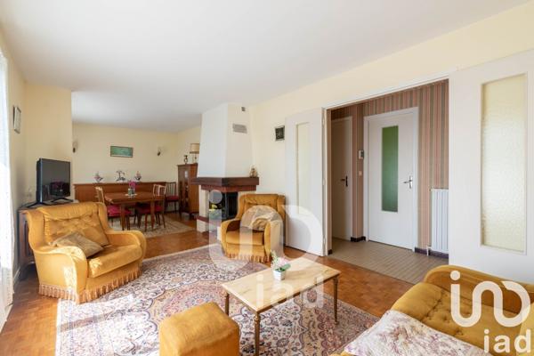 Maison 3 pièces de 55 m² à Chanteloup-les-Vignes (78570)