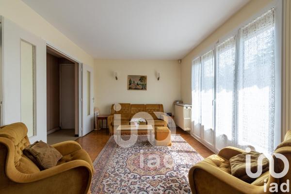 Maison 3 pièces de 55 m² à Chanteloup-les-Vignes (78570)