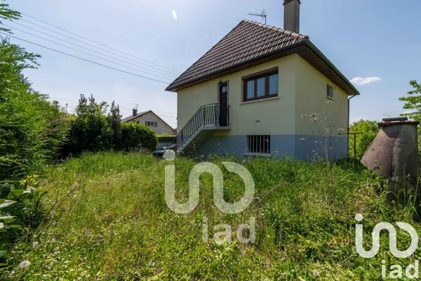 Maison 3 pièces de 55 m² à Chanteloup-les-Vignes (78570)