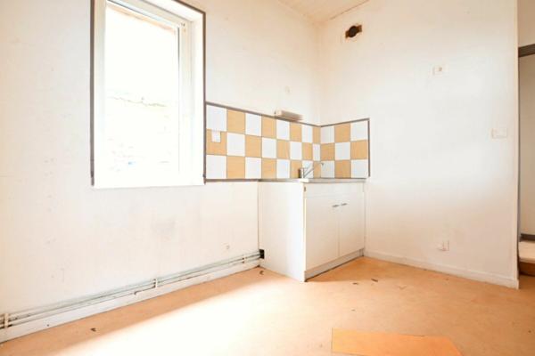 Immeuble à vendre    4 pièces • 97 m2 Friville-Escarbotin
