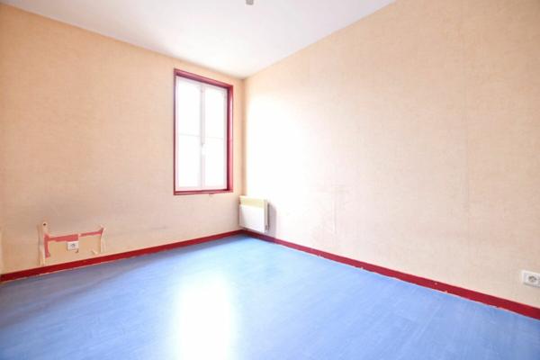 Immeuble à vendre    4 pièces • 97 m2 Friville-Escarbotin