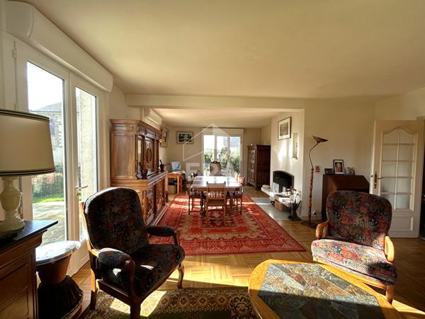 Grande maison familiale de 243 m²  - Quartier calme - L'Hermitage