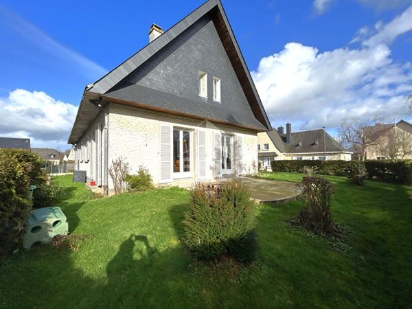 Grande maison familiale de 243 m²  - Quartier calme - L'Hermitage