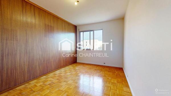 Appartement 4 pièces traversant avec balcon, parking et cave – Bron