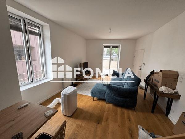 Location Appartement 3 pièces 69.8 m² - 2-4 RUE SIMONE DE BEAUVOIR Lyon 69007