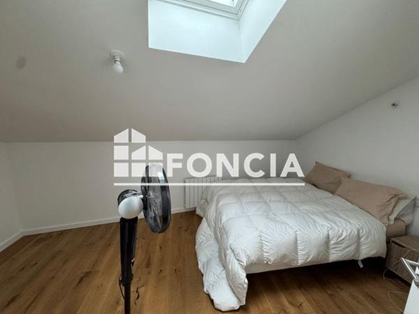 Location Appartement 3 pièces 69.8 m² - 2-4 RUE SIMONE DE BEAUVOIR Lyon 69007