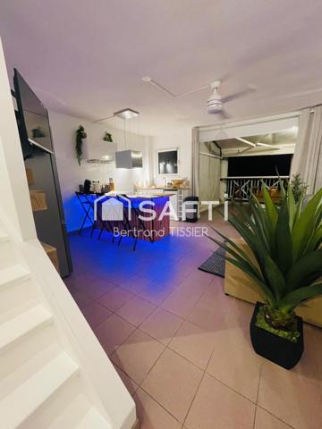 Appartement , 3  chambres rénové et meublé avec piscine