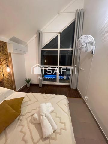Appartement , 3  chambres rénové et meublé avec piscine